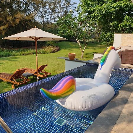 Emblem Sea 2 Bedroom Villas Da Nang Exterior photo