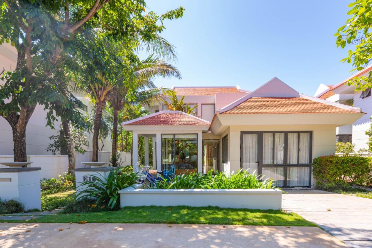 Emblem Sea 2 Bedroom Villas Da Nang Exterior photo
