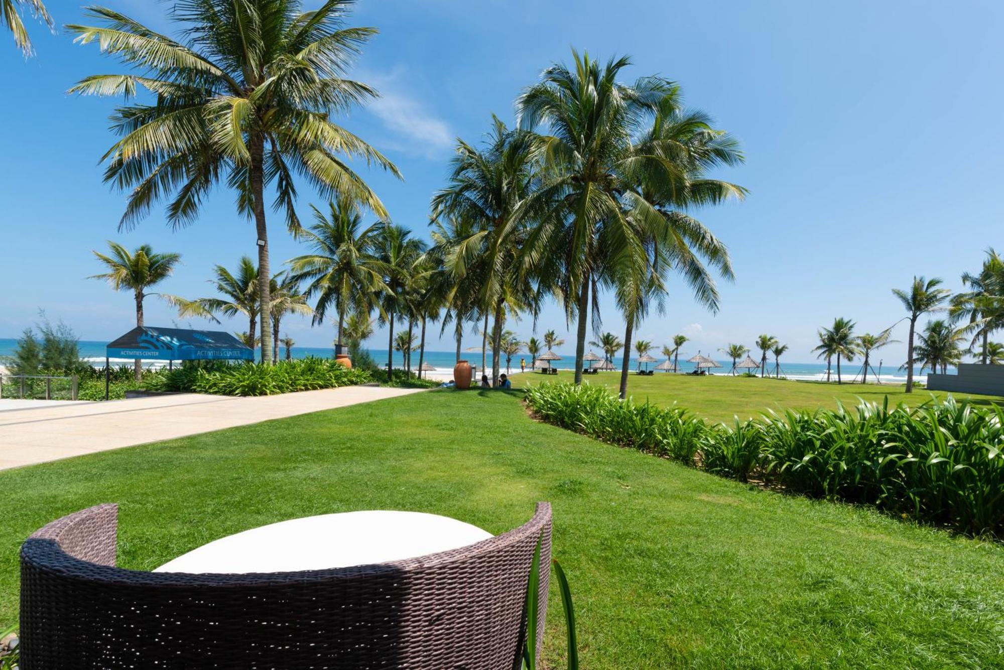 Emblem Sea 2 Bedroom Villas Da Nang Exterior photo